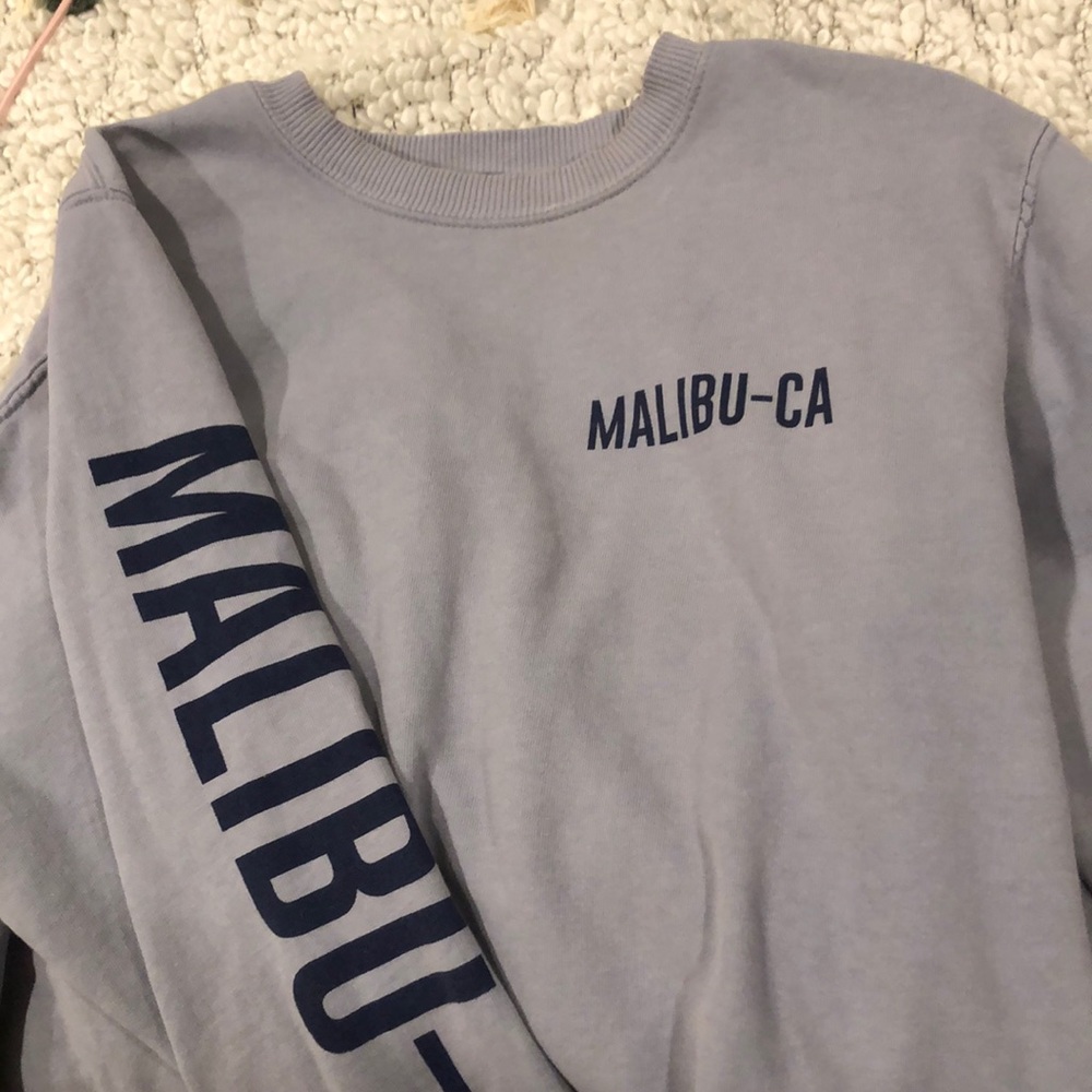 Malibu-CA Brandy Melville Crewneck